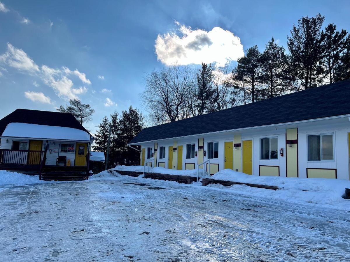 هانتسفيل Skyland Motel Inn & Suites المظهر الخارجي الصورة